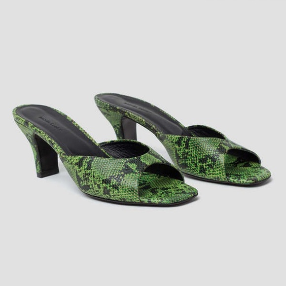 Rachel Comey Vibrant Green Snake Print Kitten Heels - Picture 3 of 14